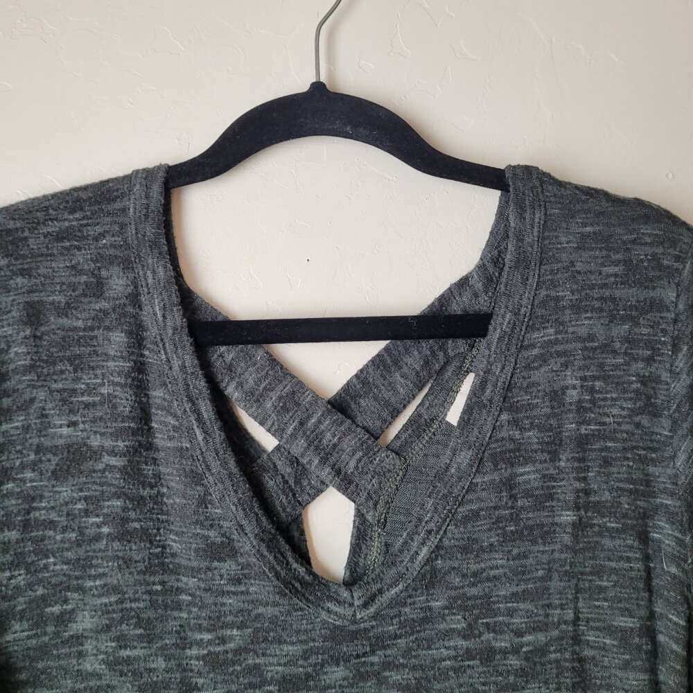 Kaleigh V-Neck Strappy Back Blouse - Picture 6 of 7